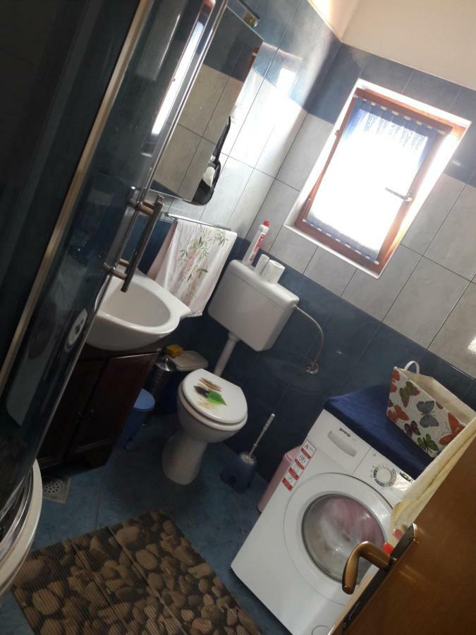 Apartment Tila In Šišan Kültér fotó